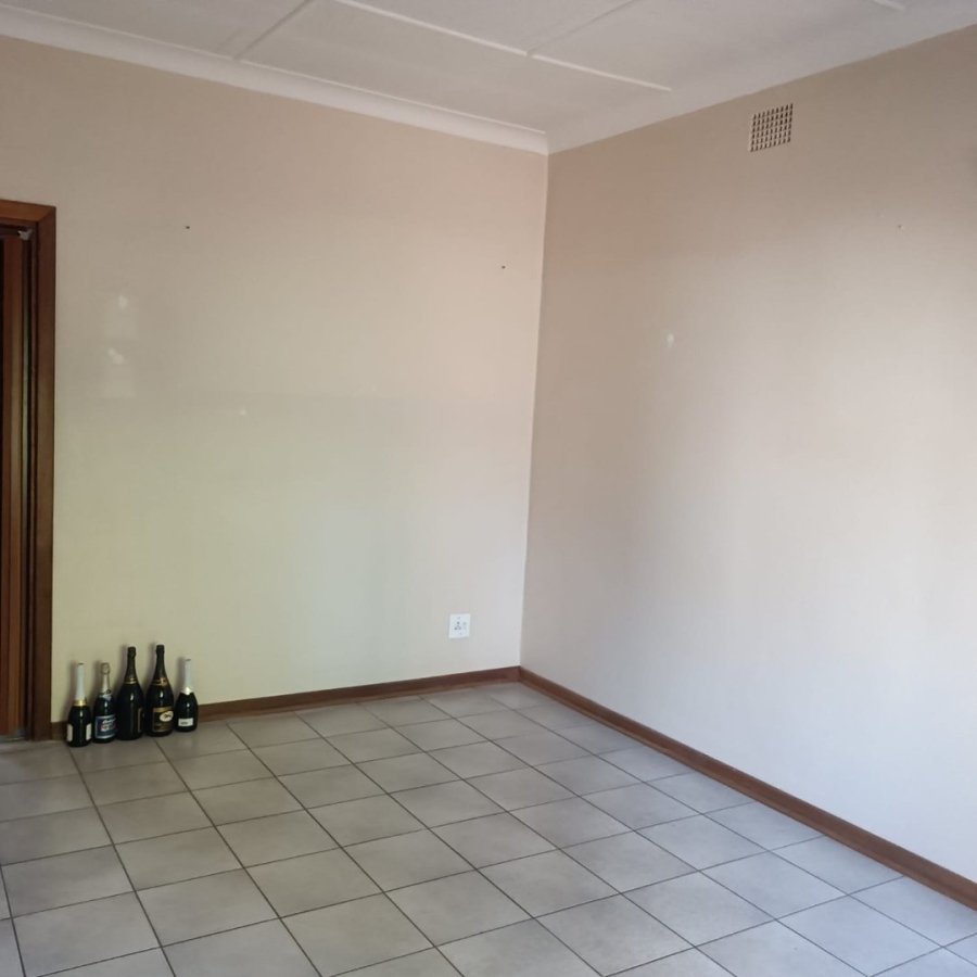 3 Bedroom Property for Sale in Wilkoppies North West